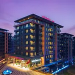 Movenpick Living Camlivadi