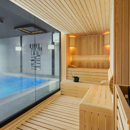 Szálloda Movenpick Living Camlivadi 5*