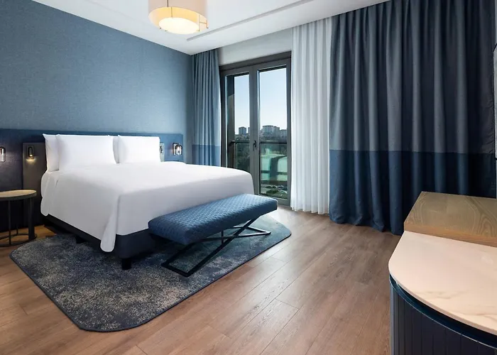 ホテル Movenpick Living Camlivadi 5*