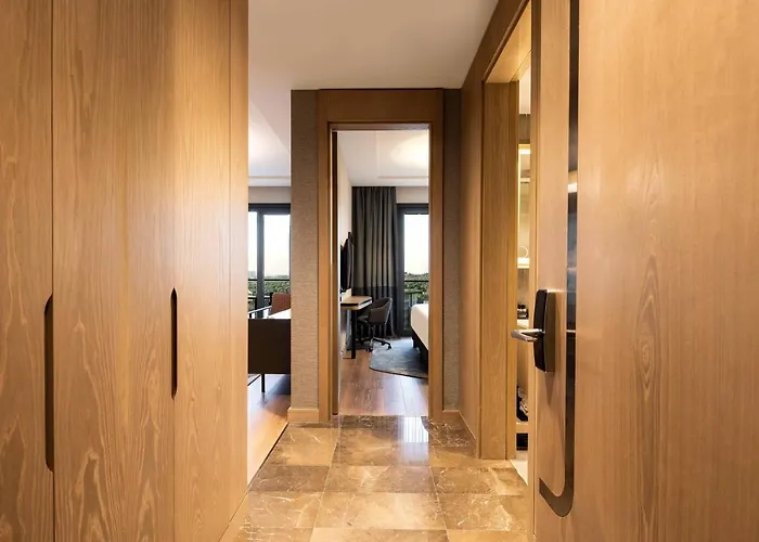 Movenpick Living Camlivadi ホテル 5*