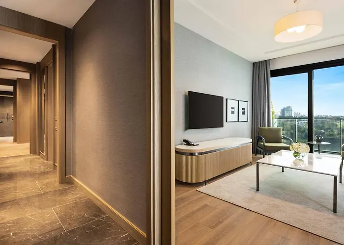 ホテル Movenpick Living Camlivadi 5*