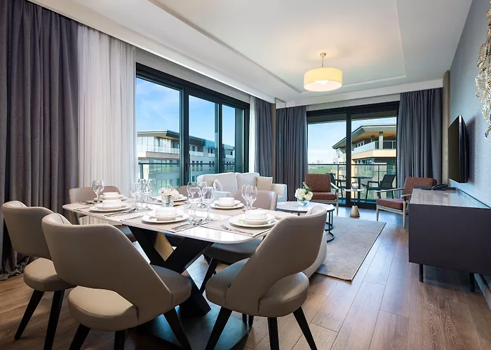 ホテル Movenpick Living Camlivadi