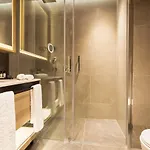 מלון Movenpick Living Camlivadi