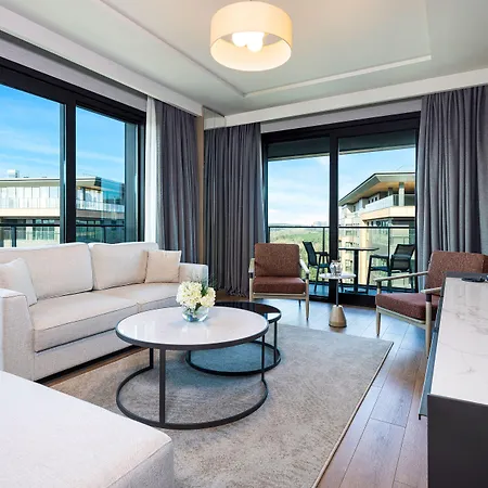 Hotel Movenpick Living Camlivadi 5*